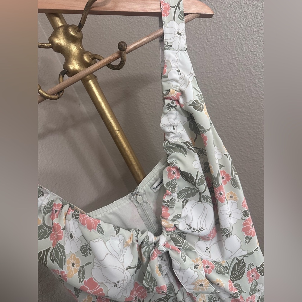 Abercrombie & Fitch Light Mint Floral Midi Dress with Pink and White Flowers - Picture 6 of 10